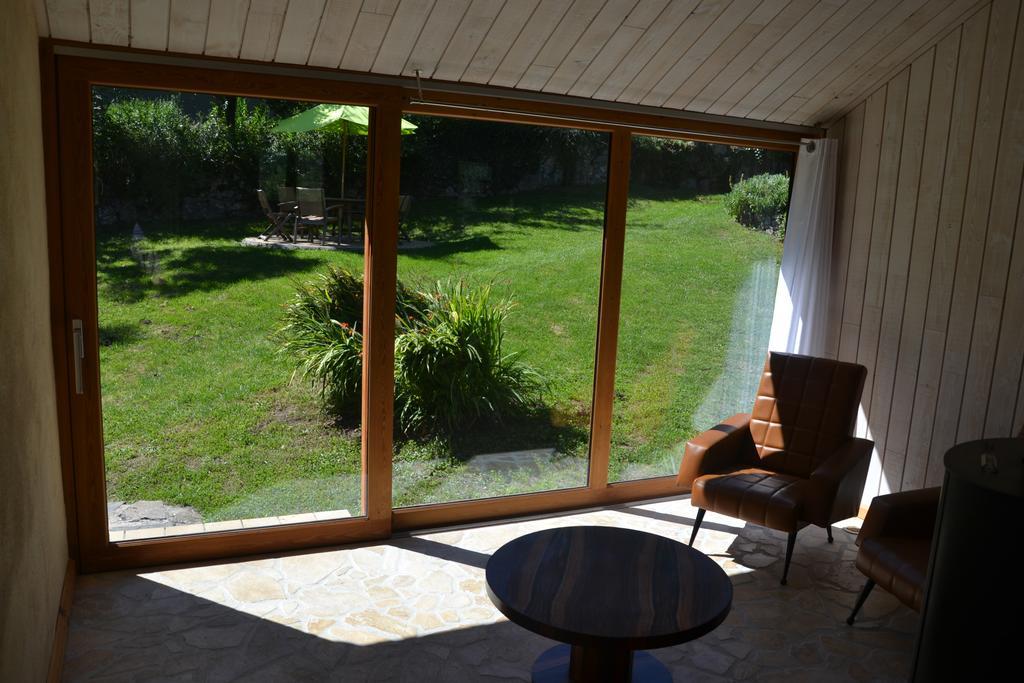 Les Ondines Hotel Gembrie Bagian luar foto